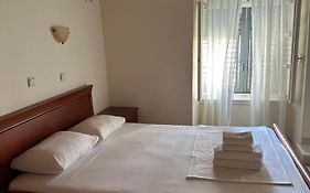 Mixalis Rooms