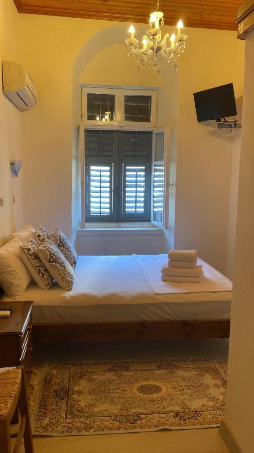 Mixalis Rooms Nafplio Exterior photo